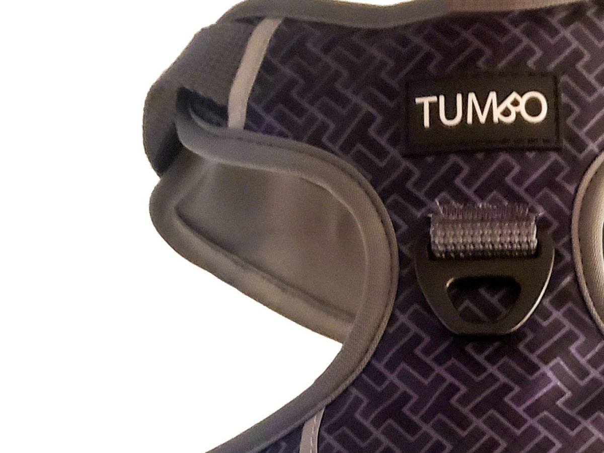 close up of smoke harness
